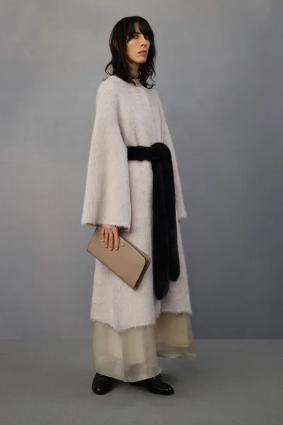 Look 24